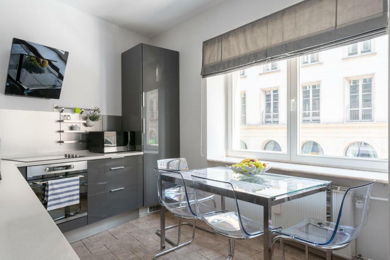 City Center Boutique Apartment Варшава Екстер'єр фото